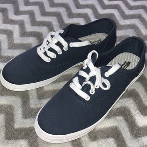 mossimo navy blue shoes